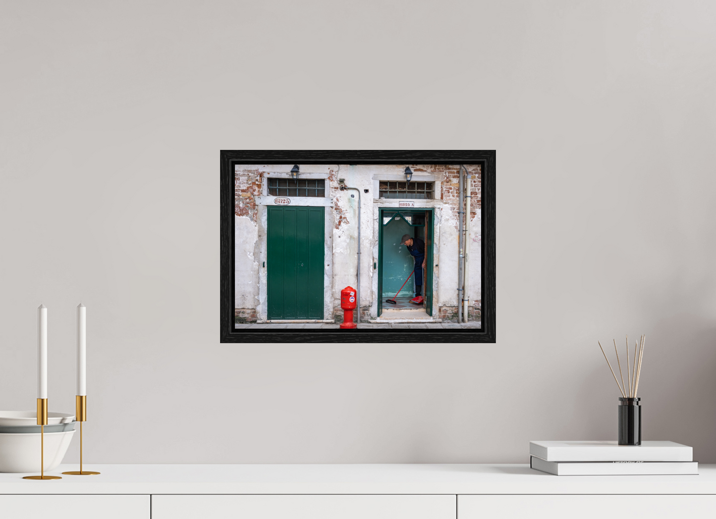 15 x 10″, Floater Frame Sweeping Moment